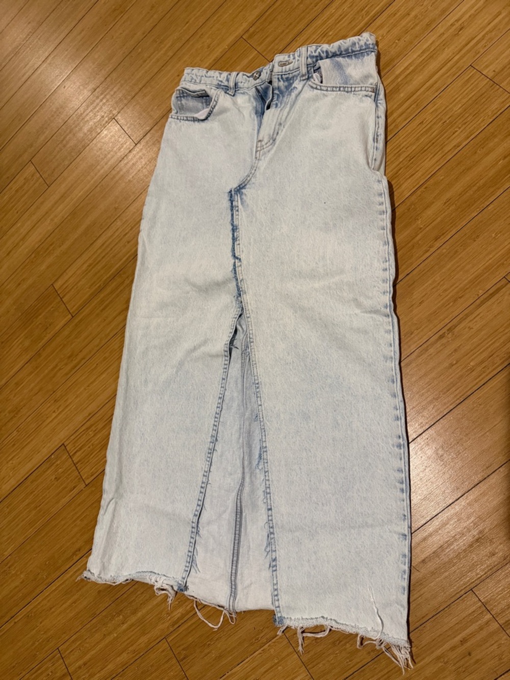 Zara Light Wash Pencil Skirt
